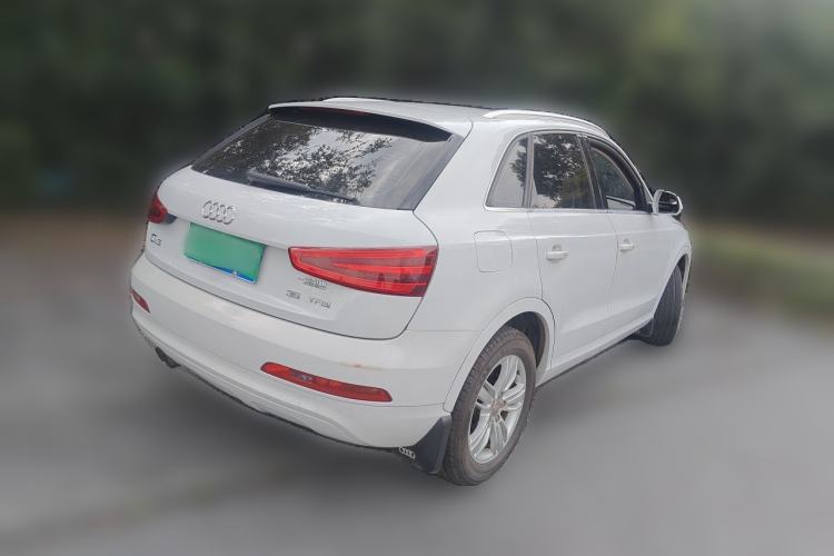 Used Audi Q3 2015 35 TFSI Comfort Model Rear Right 45 Deg
