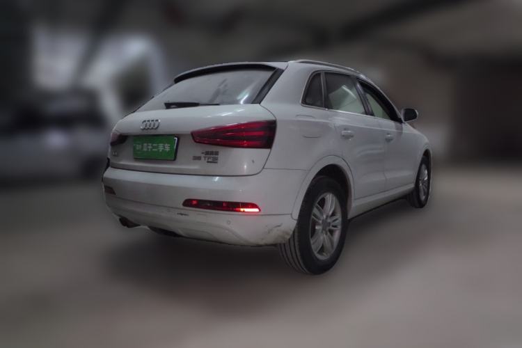 Used Audi Q3 2015 35 TFSI quattro Technology Edition Rear Right 45 Deg