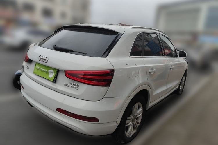 Used Audi Q3 2015 30 TFSI Comfort Model Rear Right 45 Deg
