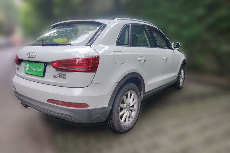 Used Audi Q3 2015 30 TFSI Ambition Edition Rear Right 45 Deg