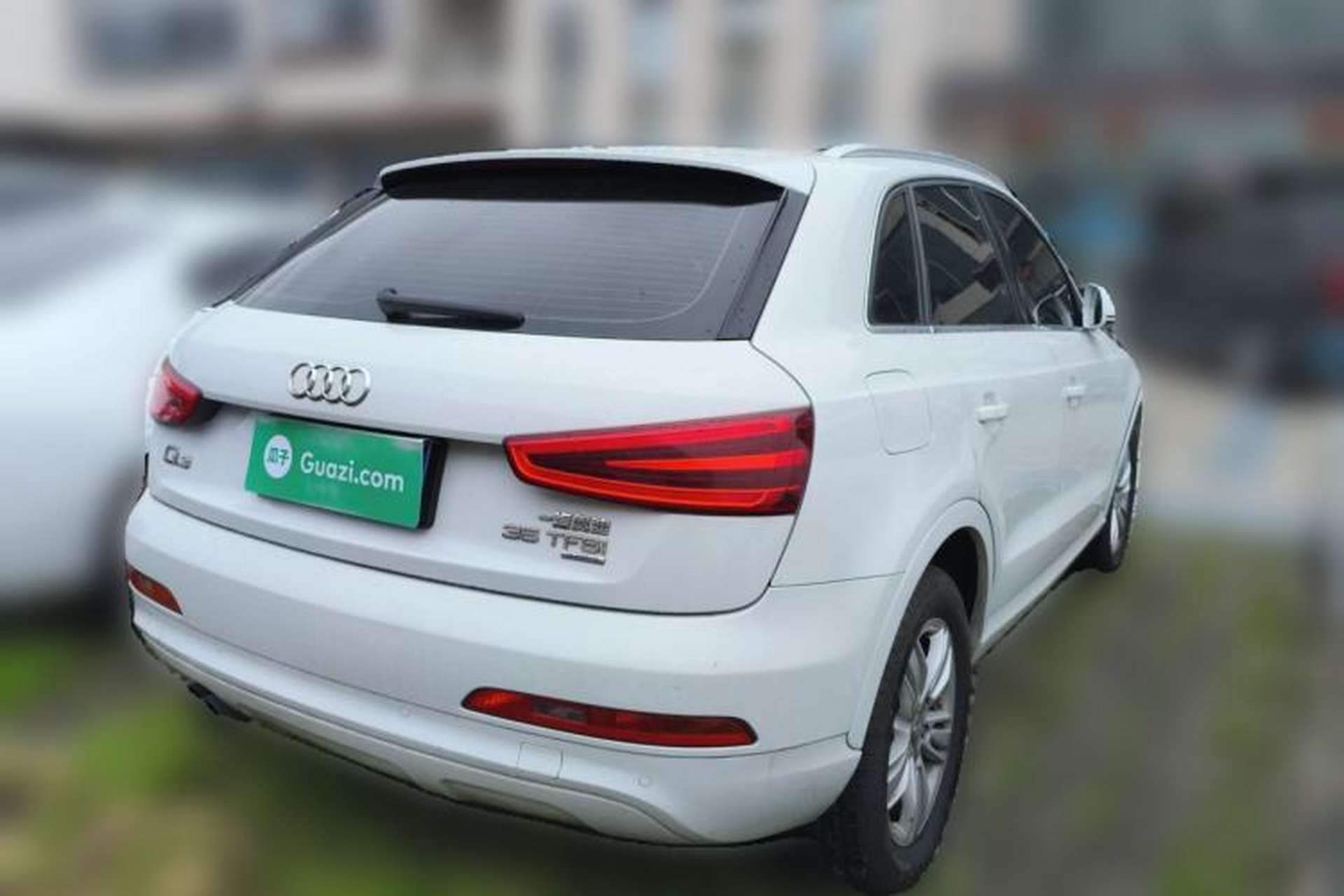 Used Audi Q3 2015 35 TFSI quattro Technology Edition Rear Right 45 Deg