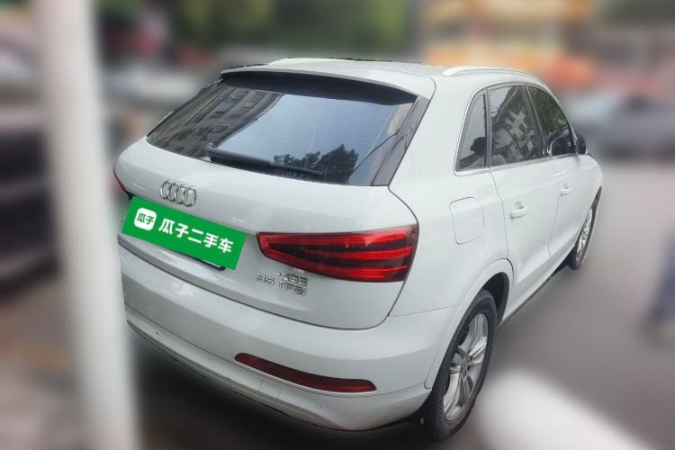 Used Audi Q3 2015 35 TFSI Comfort Model Rear Right 45 Deg