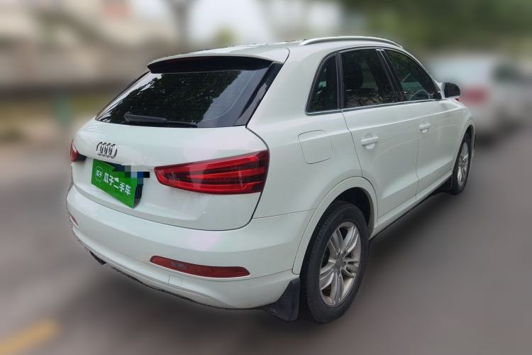 Used Audi Q3 2015 30 TFSI Comfort Model Rear Right 45 Deg