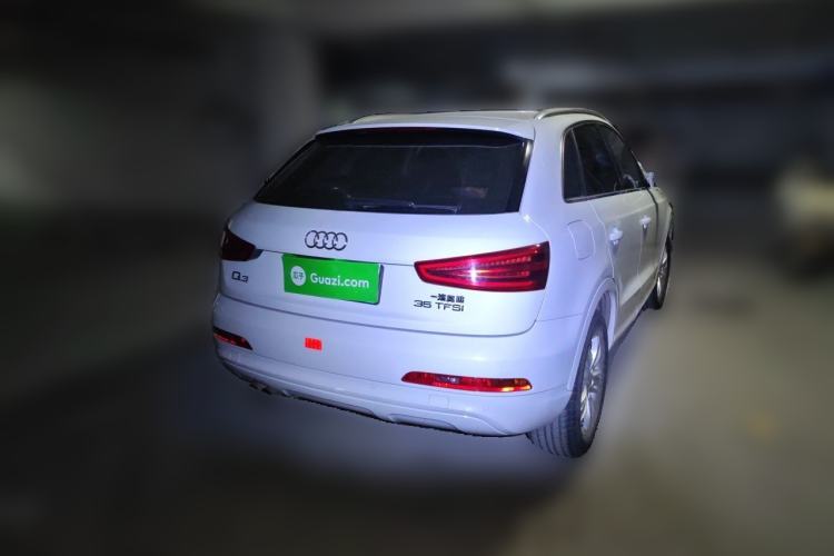 Used Audi Q3 2015 35 TFSI Comfort Model Rear Right 45 Deg