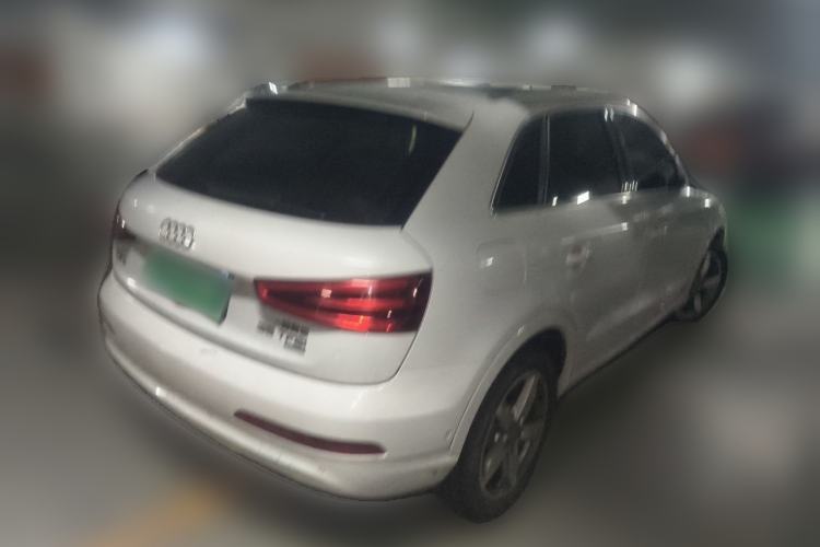 Used Audi Q3 2015 35 TFSI quattro Technology Edition Rear Right 45 Deg