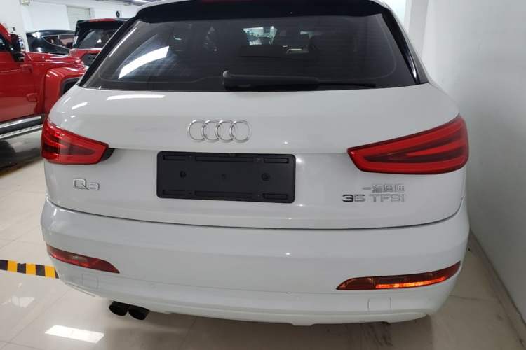 Used Audi Q3 2015 35 TFSI Comfort Model Rear