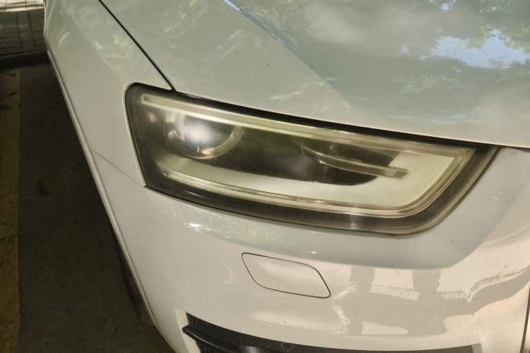 Used Audi Q3 2015 35 TFSI Comfort Model Right Front Headlight