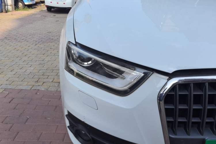 Used Audi Q3 2015 35 TFSI Ambition Edition Right Front Headlight