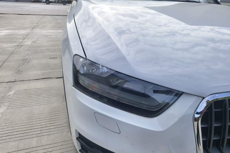 Used Audi Q3 2015 30 TFSI Ambition Edition Right Front Headlight