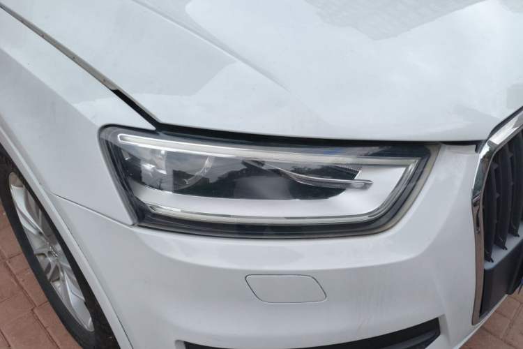 Used Audi Q3 2015 30 TFSI Comfort Model Right Front Headlight