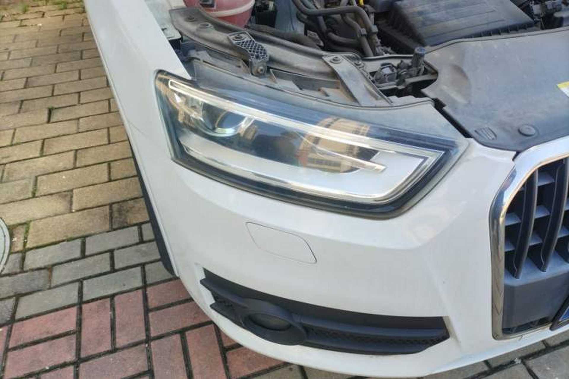 Used Audi Q3 2015 30 TFSI Comfort Model Right Front Headlight