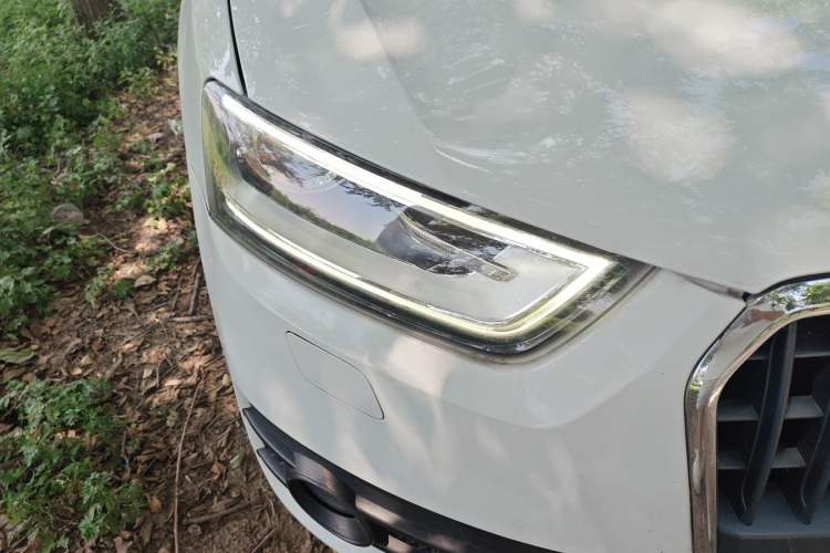 Used Audi Q3 2015 30 TFSI Ambition Edition Right Front Headlight