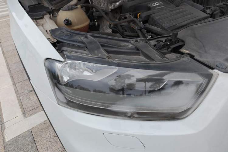 Used Audi Q3 2015 30 TFSI Ambition Edition Right Front Headlight