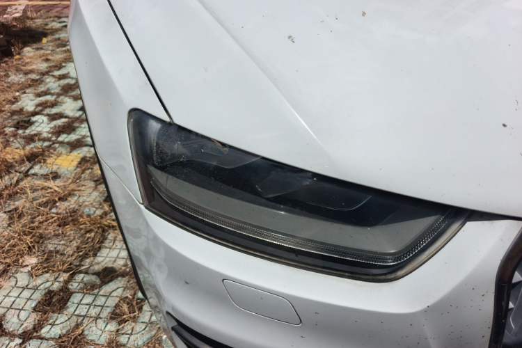 Used Audi Q3 2015 35 TFSI Ambition Edition Right Front Headlight
