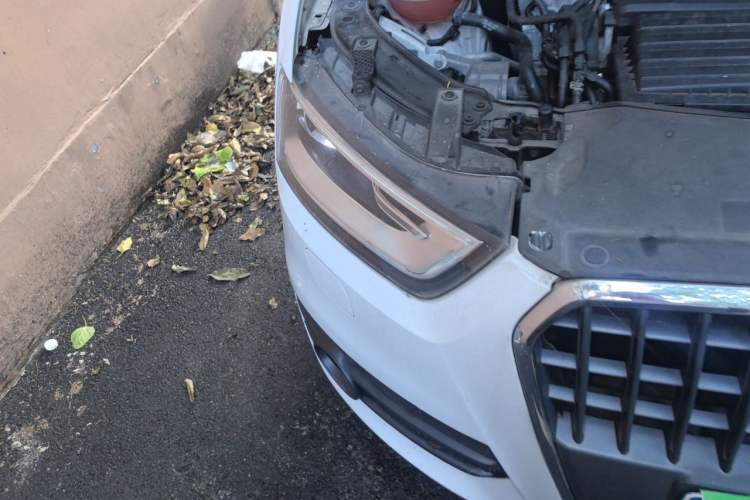 Used Audi Q3 2015 30 TFSI Comfort Model Right Front Headlight