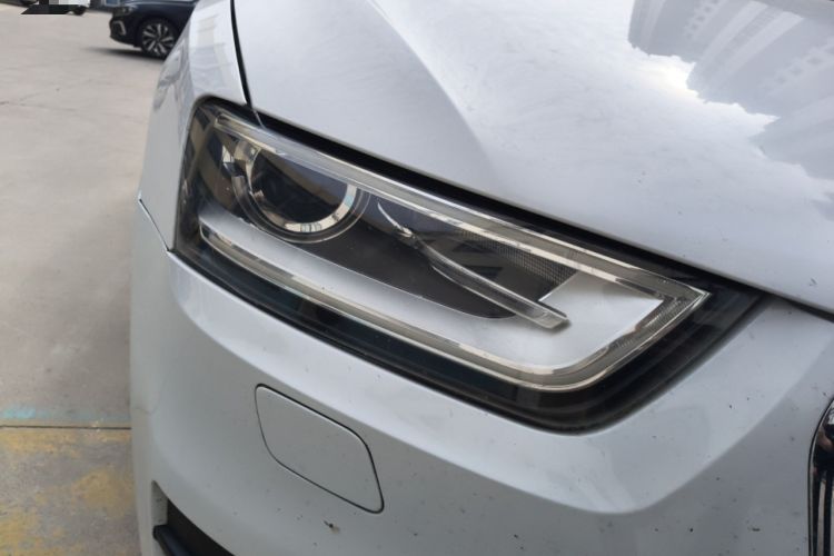 Used Audi Q3 2015 35 TFSI quattro Technology Edition Right Front Headlight