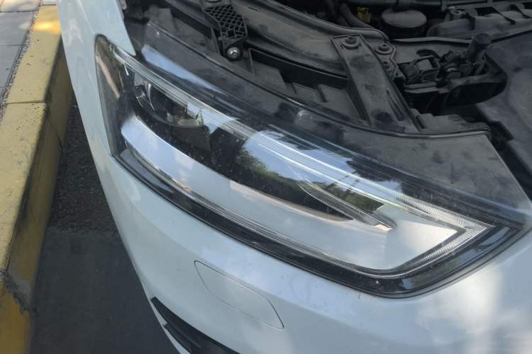 Used Audi Q3 2015 35 TFSI quattro Luxury Edition Right Front Headlight