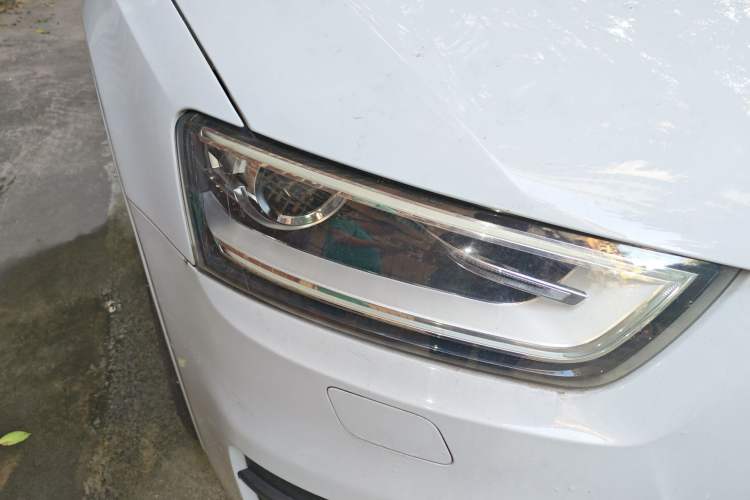 Used Audi Q3 2015 35 TFSI Comfort Model Right Front Headlight
