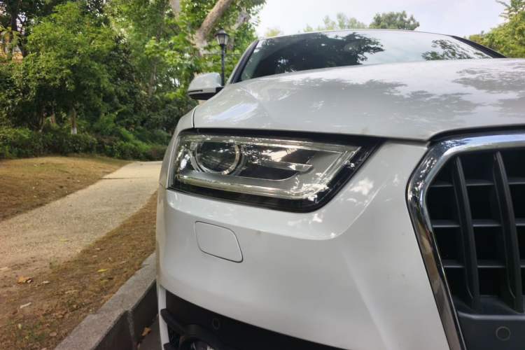 Used Audi Q3 2015 35 TFSI Comfort Model Right Front Headlight