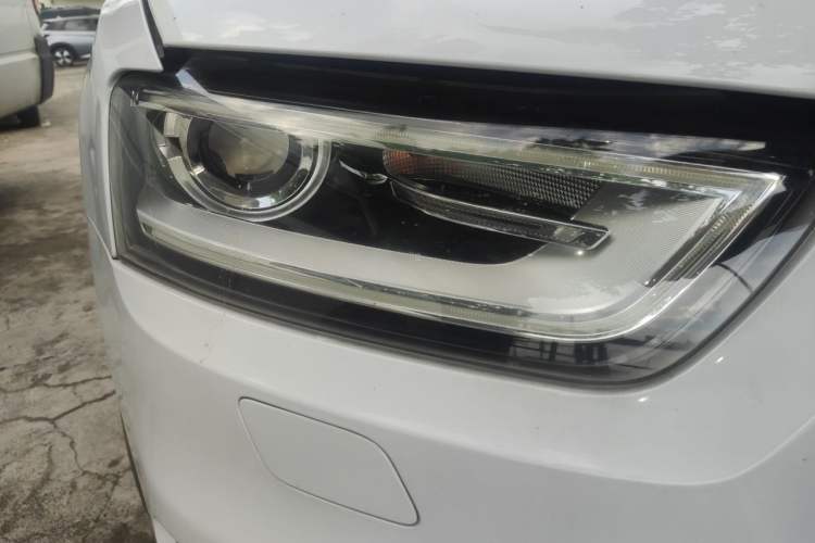 Used Audi Q3 2015 35 TFSI Comfort Model Right Front Headlight