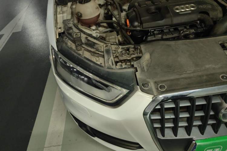 Used Audi Q3 2015 35 TFSI Comfort Model Right Front Headlight
