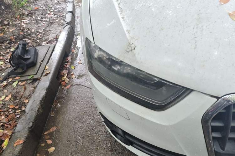 Used Audi Q3 2015 35 TFSI Millionth Anniversary Intelligent Edition Right Front Headlight