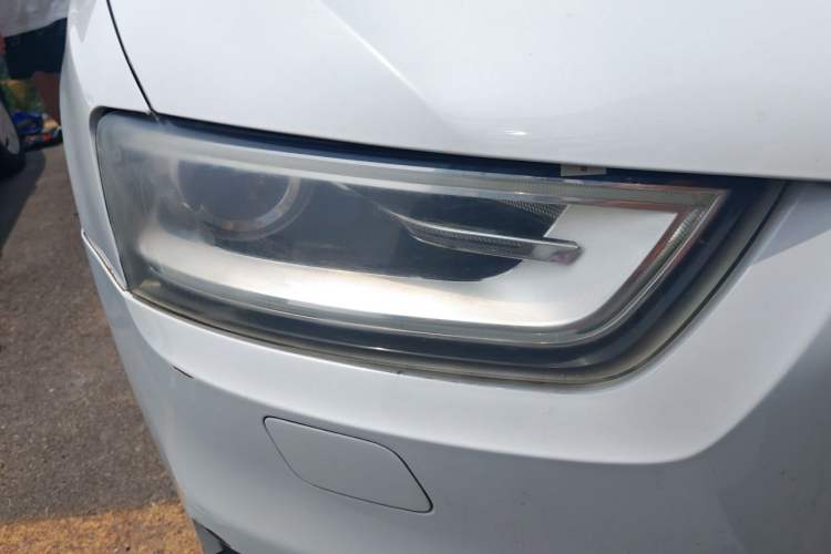 Used Audi Q3 2015 30 TFSI Comfort Model Right Front Headlight