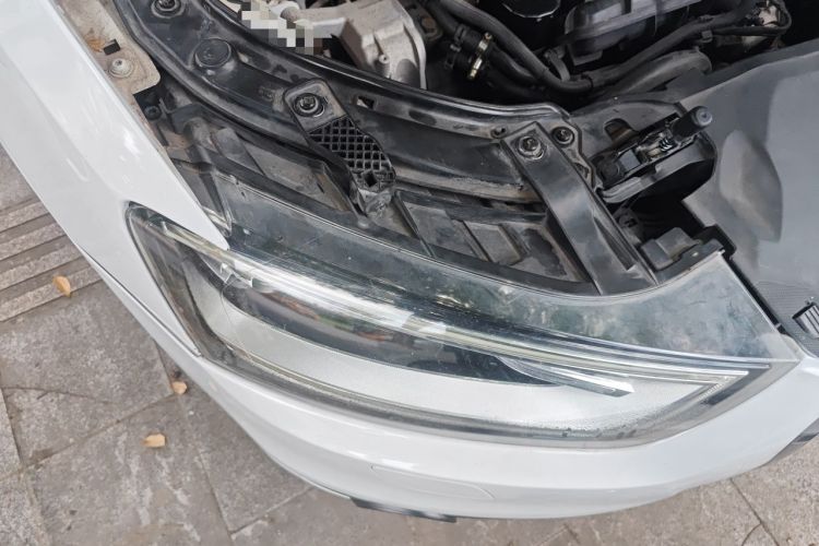 Used Audi Q3 2015 35 TFSI quattro Technology Edition Right Front Headlight