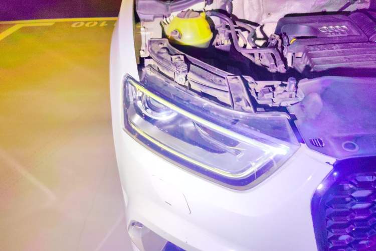 Used Audi Q3 2015 30 TFSI Comfort Model Right Front Headlight
