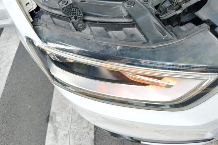 Used Audi Q3 2015 35 TFSI Ambition Edition Right Front Headlight