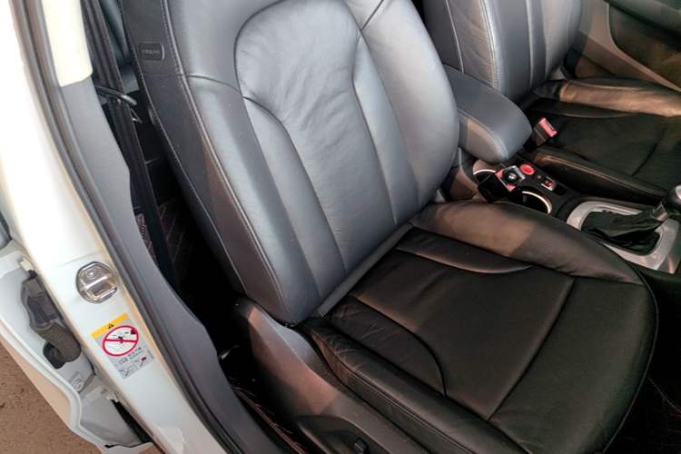 Used Audi Q3 2015 35 TFSI Comfort Model Right Front Seat