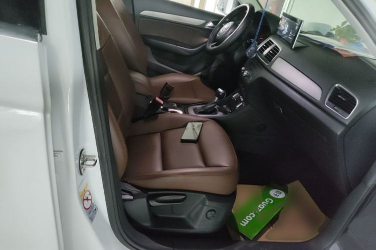 Used Audi Q3 2015 30 TFSI Ambition Edition Right Front Seat