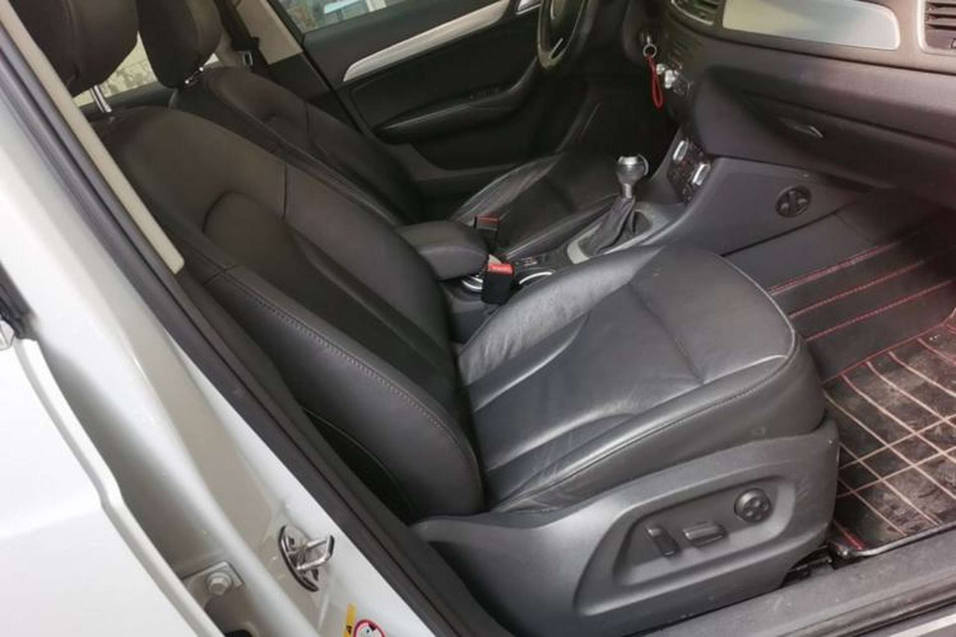 Used Audi Q3 2015 35 TFSI Comfort Model Right Front Seat