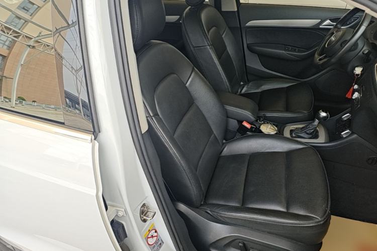 Used Audi Q3 2015 35 TFSI Millionth Anniversary Intelligent Edition Right Front Seat