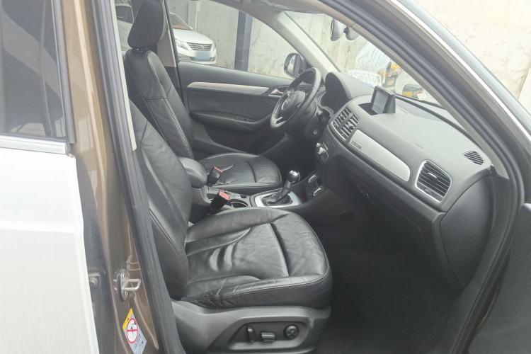 Used Audi Q3 2015 35 TFSI quattro Millionth Anniversary Edition Right Front Seat