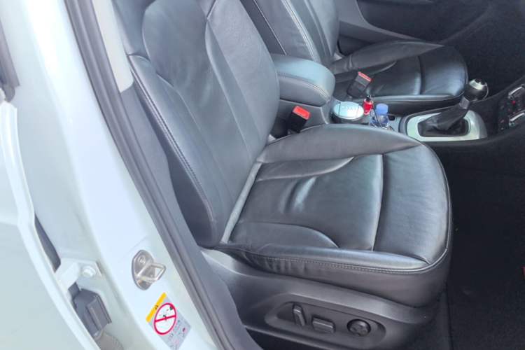 Used Audi Q3 2015 35 TFSI Millionth Anniversary Comfort Model Right Front Seat