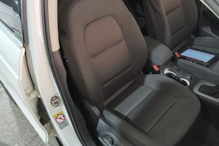 Used Audi Q3 2015 35 TFSI Ambition Edition Right Front Seat