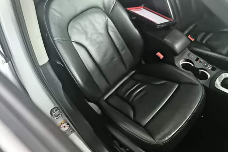 Used Audi Q3 2015 35 TFSI Millionth Anniversary Comfort Model Right Front Seat