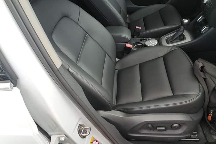Used Audi Q3 2015 30 TFSI Ambition Edition Right Front Seat