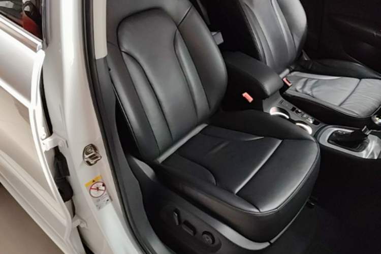 Used Audi Q3 2015 35 TFSI Comfort Model Right Front Seat