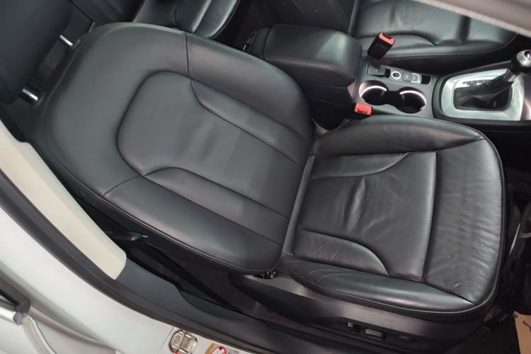 Used Audi Q3 2015 35 TFSI Comfort Model Right Front Seat