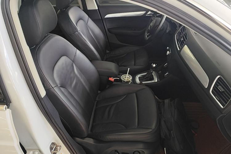 Used Audi Q3 2015 35 TFSI Millionth Anniversary Comfort Model Right Front Seat