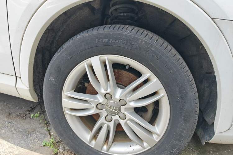 Used Audi Q3 2015 35 TFSI quattro Technology Edition Right Front Wheel Hub