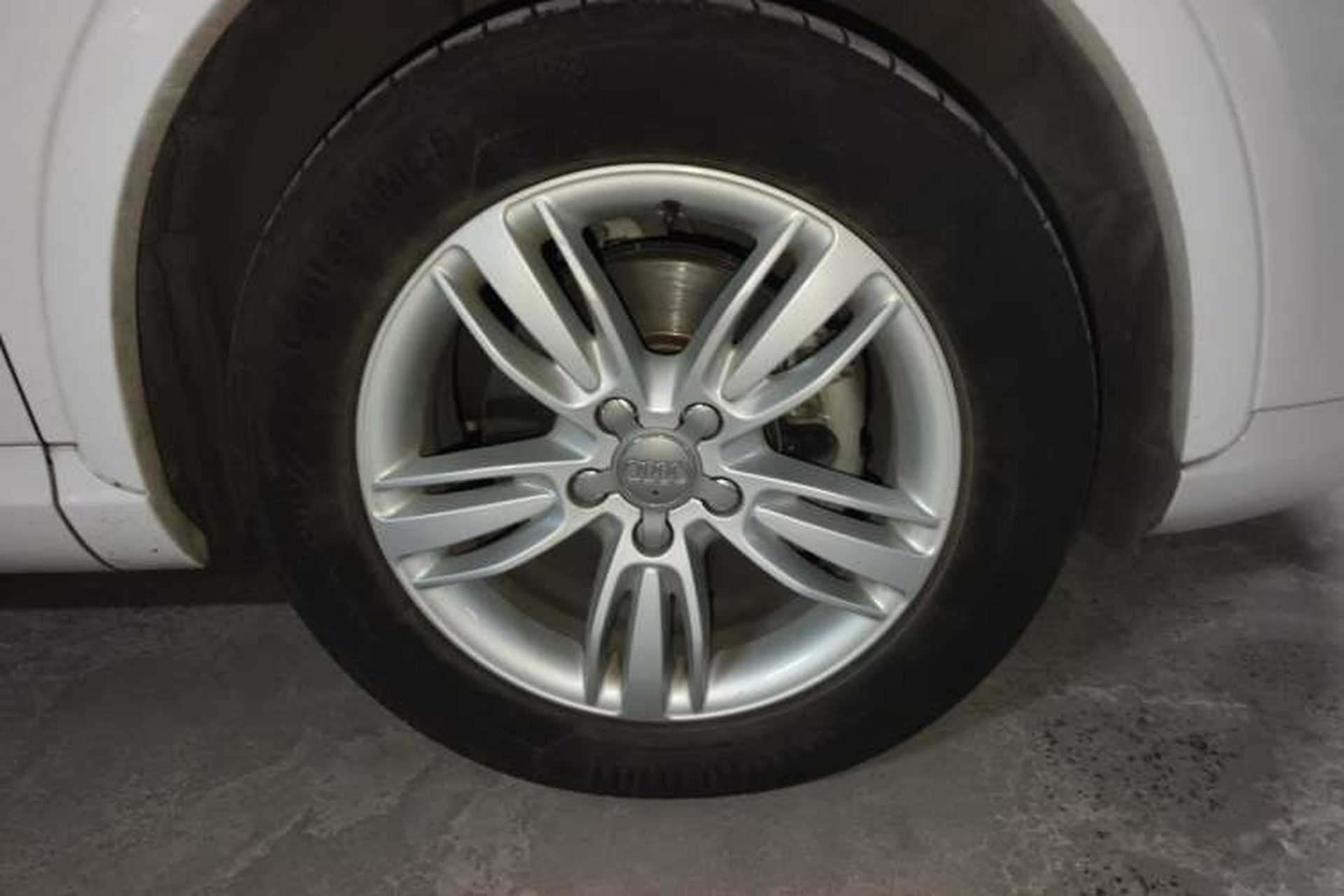 Used Audi Q3 2015 35 TFSI quattro Technology Edition Right Front Wheel Hub