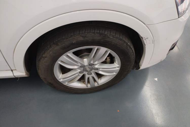 Used Audi Q3 2015 35 TFSI quattro Technology Edition Right Front Wheel Hub