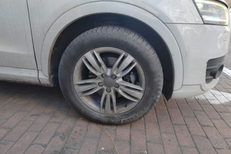 Used Audi Q3 2015 35 TFSI quattro Technology Edition Right Front Wheel Hub