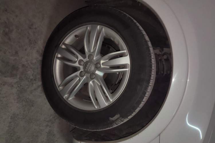 Used Audi Q3 2015 35 TFSI quattro Technology Edition Right Front Wheel Hub