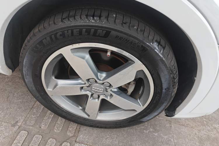 Used Audi Q3 2015 35 TFSI quattro Technology Edition Right Front Wheel Hub