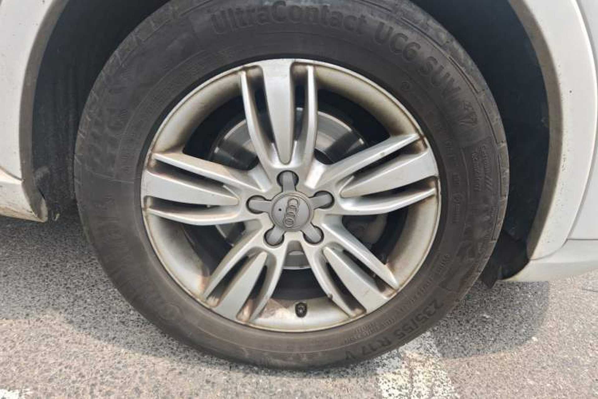 Used Audi Q3 2015 35 TFSI quattro Technology Edition Right Front Wheel Hub