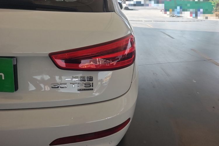 Used Audi Q3 2015 35 TFSI quattro Technology Edition Right Rear Taillight